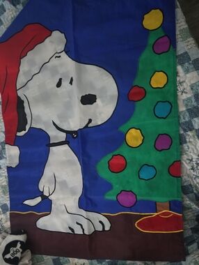 Snoopy Holiday Flag with Christmas Tree